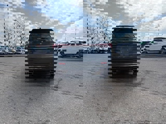 Used 2025 Buick Enclave Preferred image 6