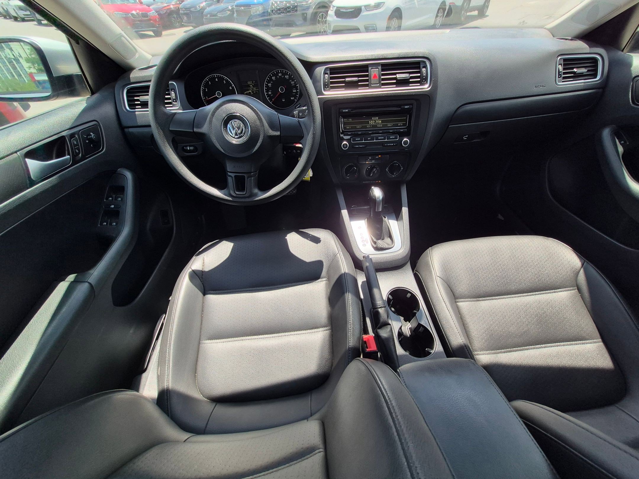 Used 2014 Volkswagen Jetta SE FWD image 23