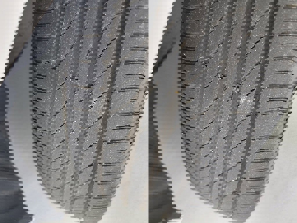 Used 2018 Toyota Camry L image 27