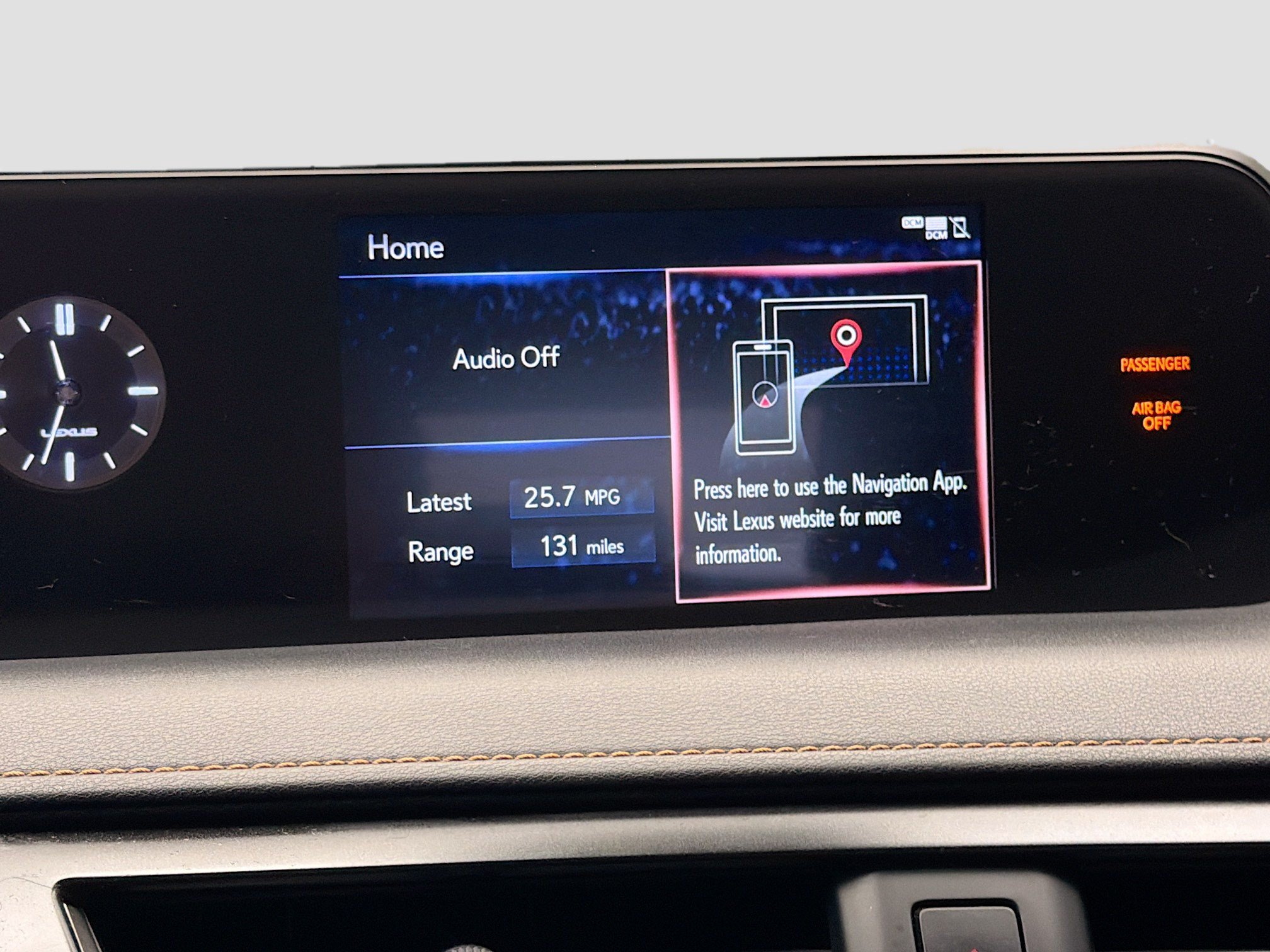 Used 2021 Lexus UX 200 w/ Accessory Package (Z1) FWD image 9