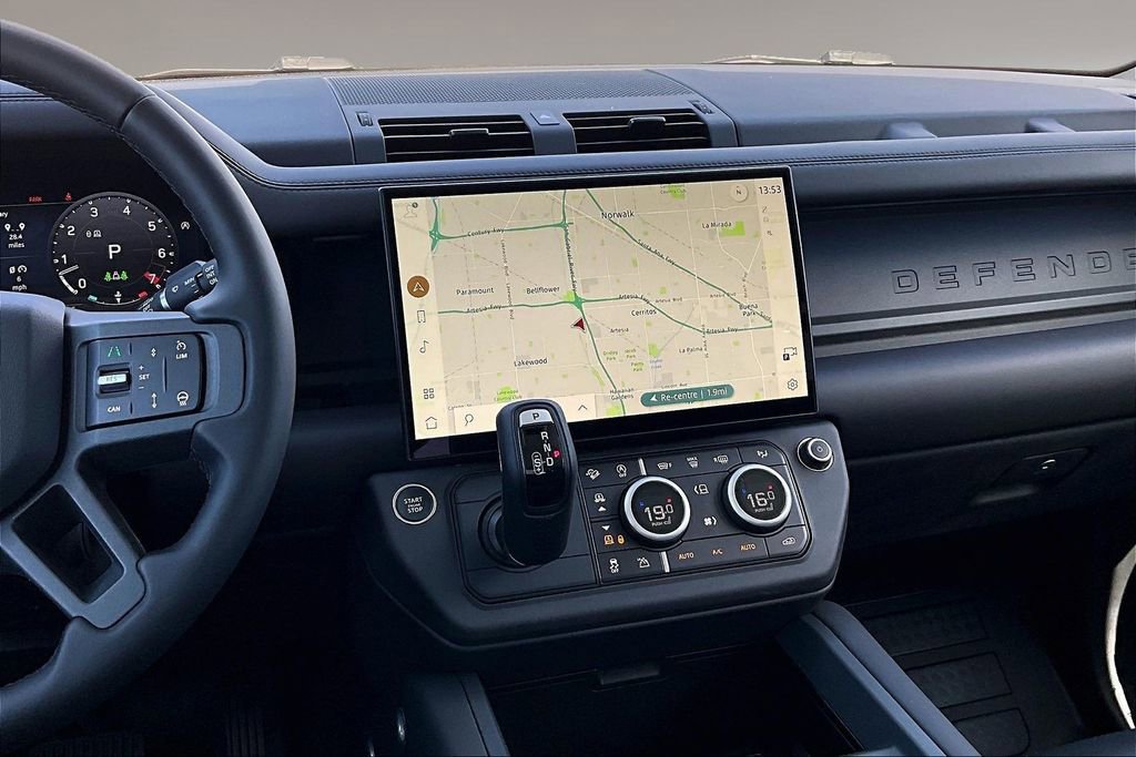 New 2026 Land Rover Defender 110 X-Dynamic SE image 6