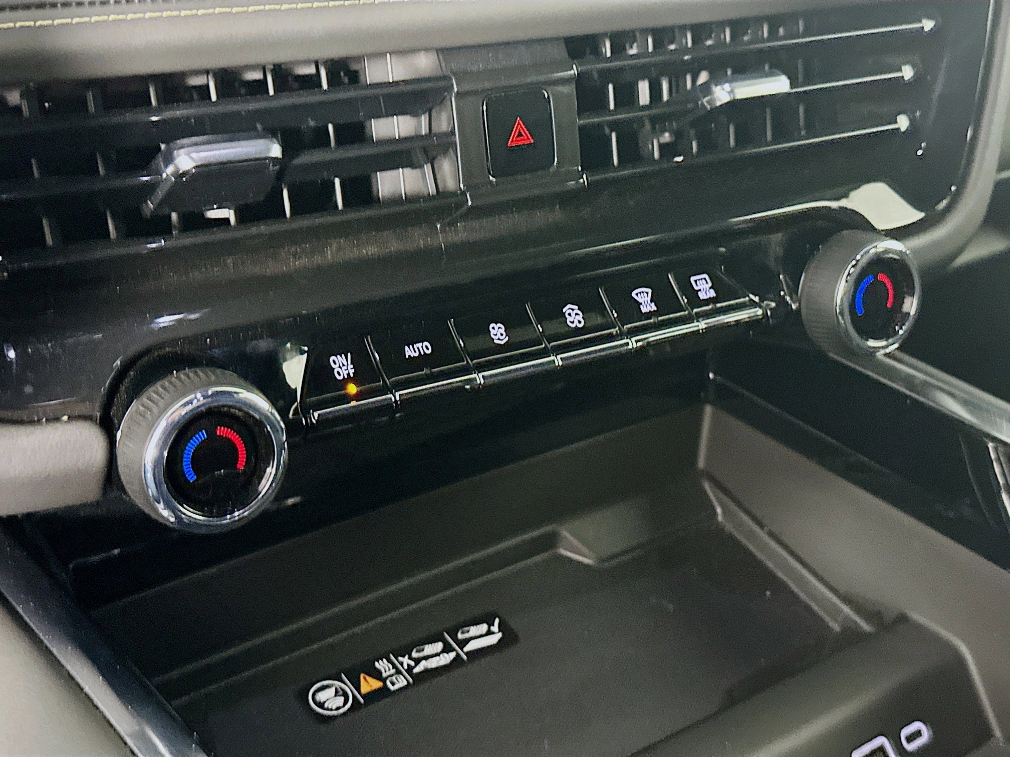 Used 2025 Chevrolet Tahoe Premier image 24