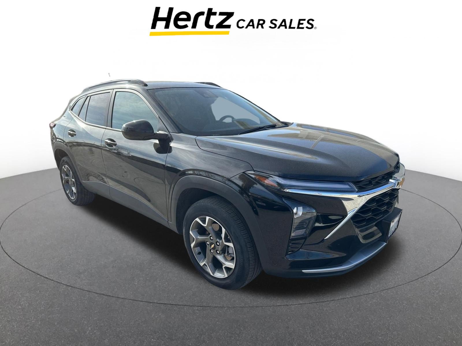 Used 2025 Chevrolet Trax LT image 1