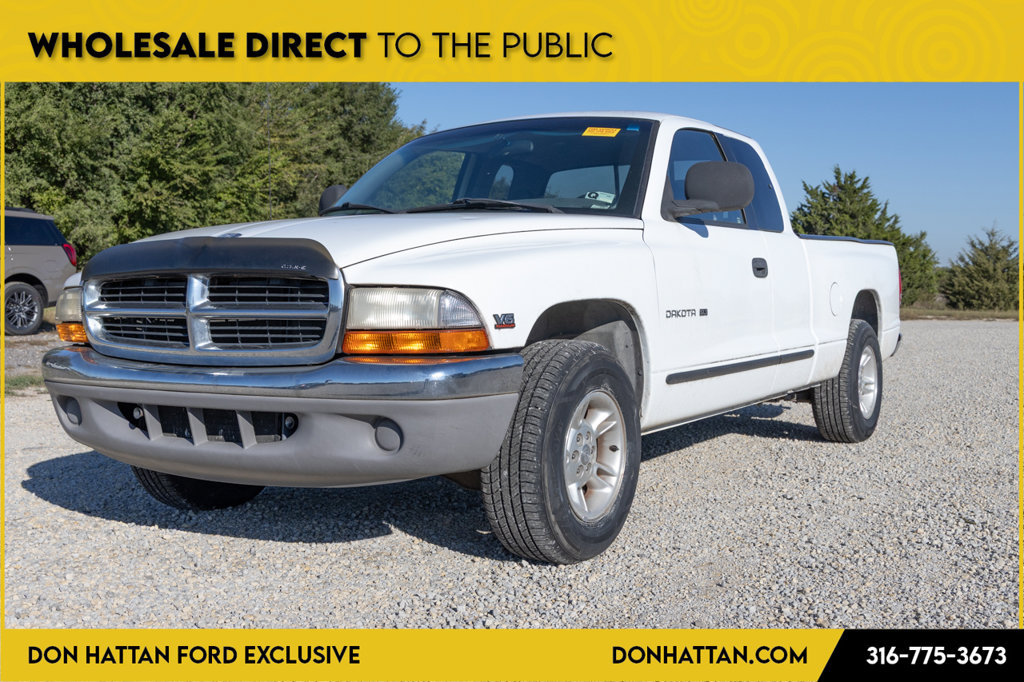 Used 1998 Dodge Dakota 2WD Club Cab image 1