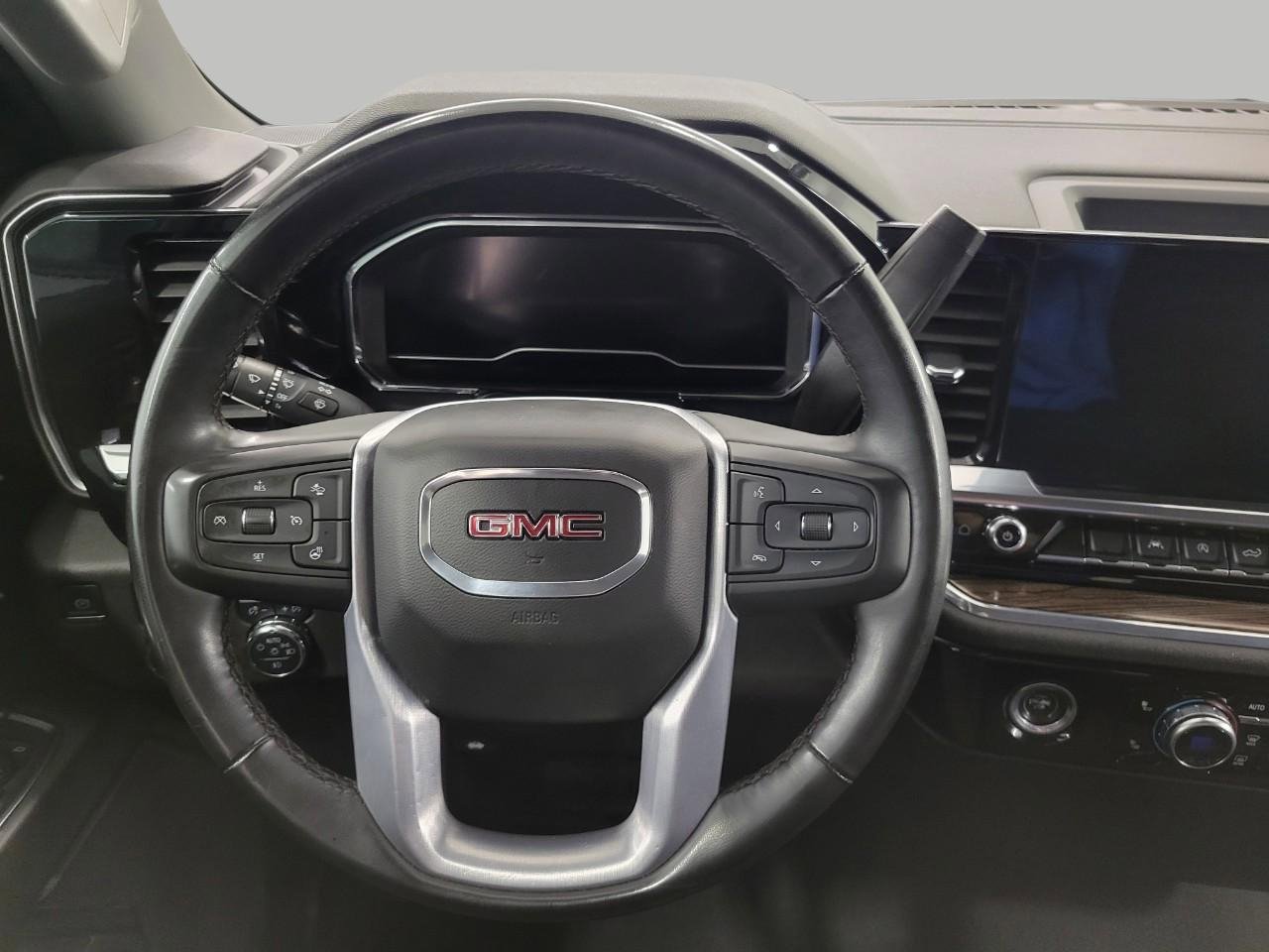 Used 2024 GMC Sierra 1500 Elevation AWD/4WD image 6