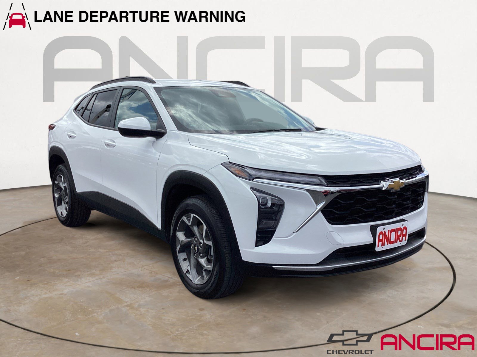 Used 2025 Chevrolet Trax LT FWD image 1