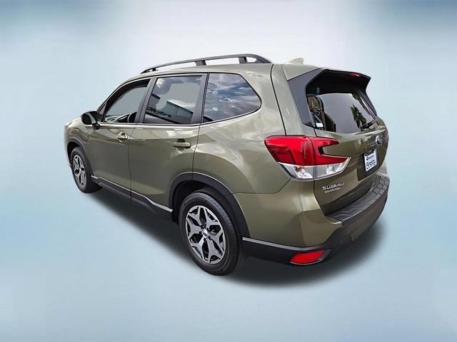 Used 2023 Subaru Forester Premium AWD/4WD image 6