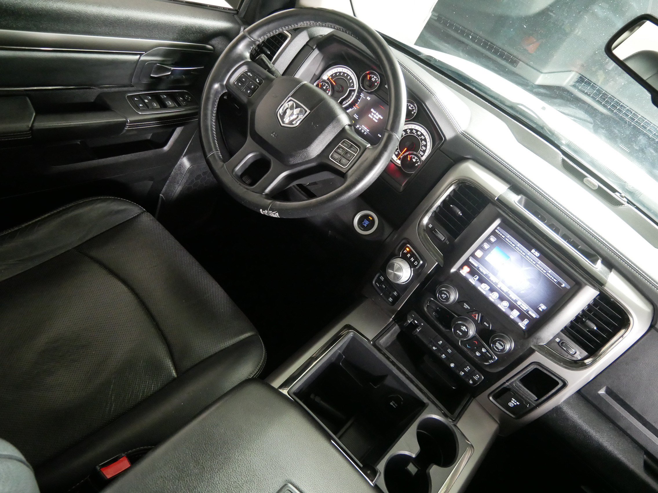 Used 2014 RAM 1500 Sport w/ Convenience Group AWD/4WD image 9