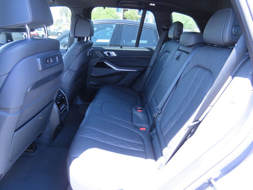 Used 2019 BMW X5 xDrive40i AWD/4WD image 11