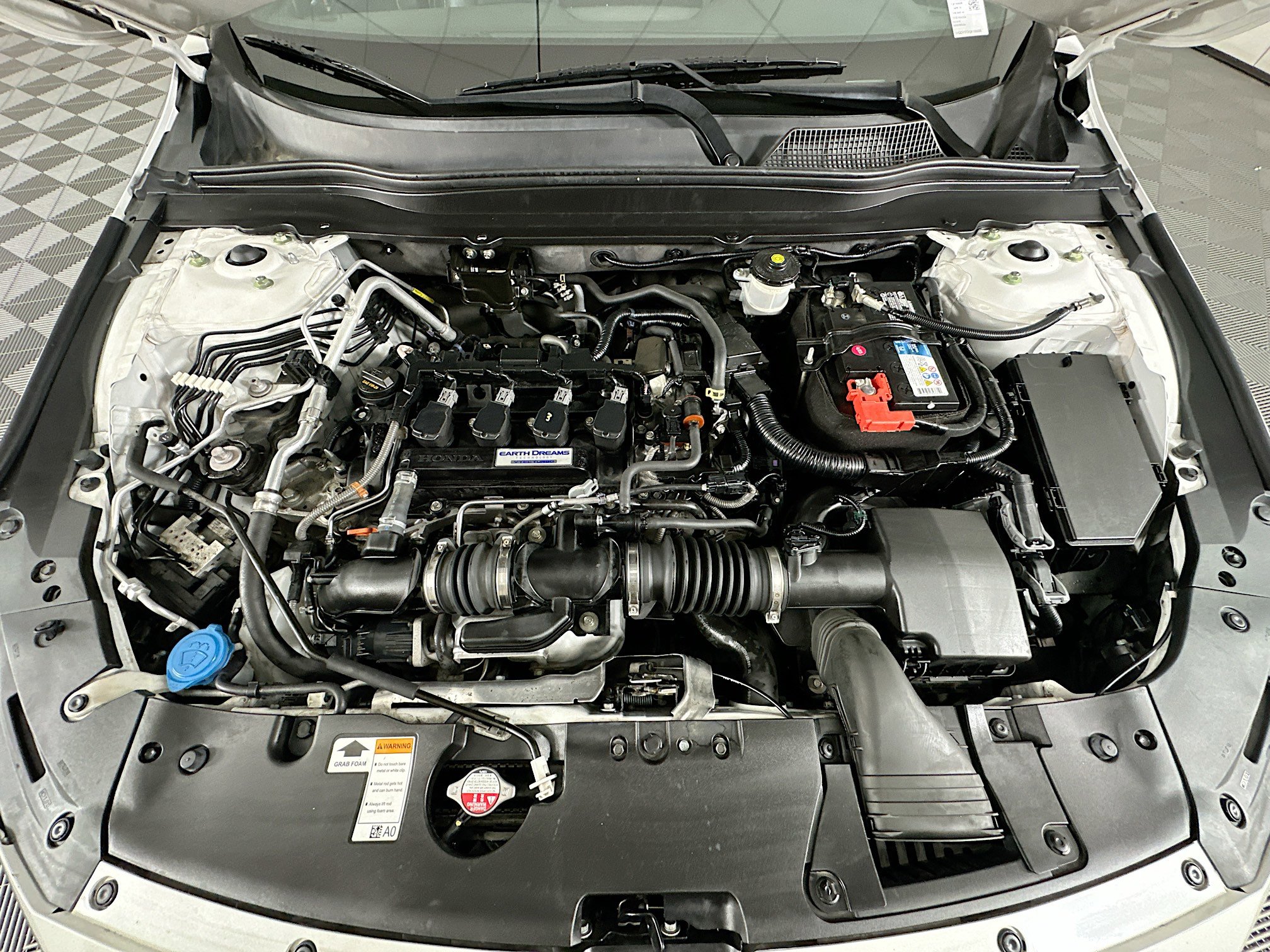 Used 2018 Honda Accord Sport image 30