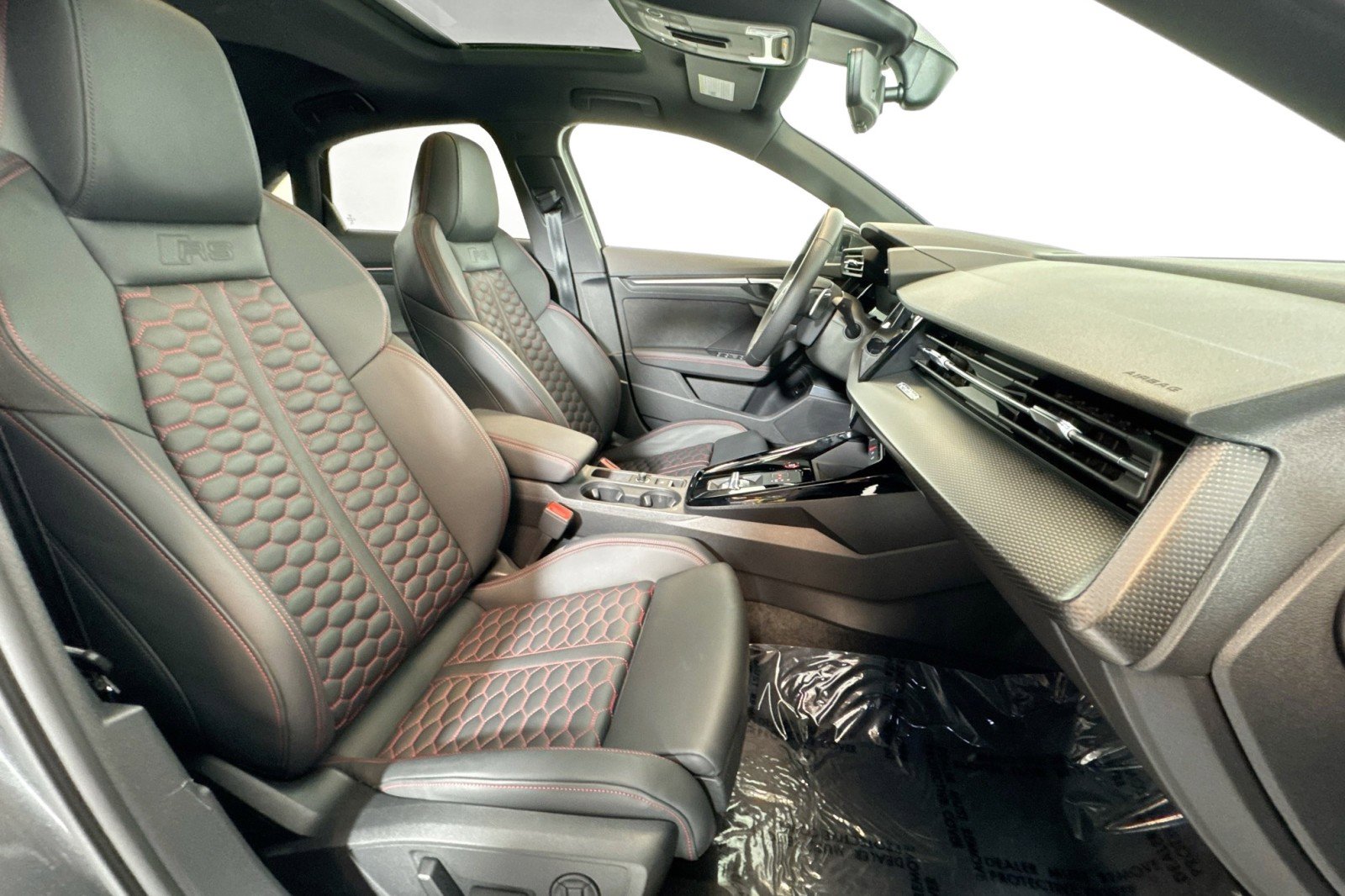 Used 2024 Audi RS 3 image 26