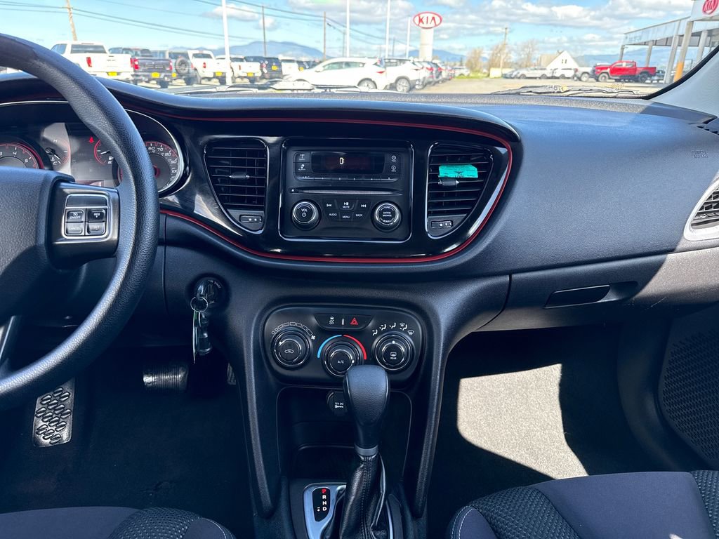 Used 2015 Dodge Dart SXT image 25