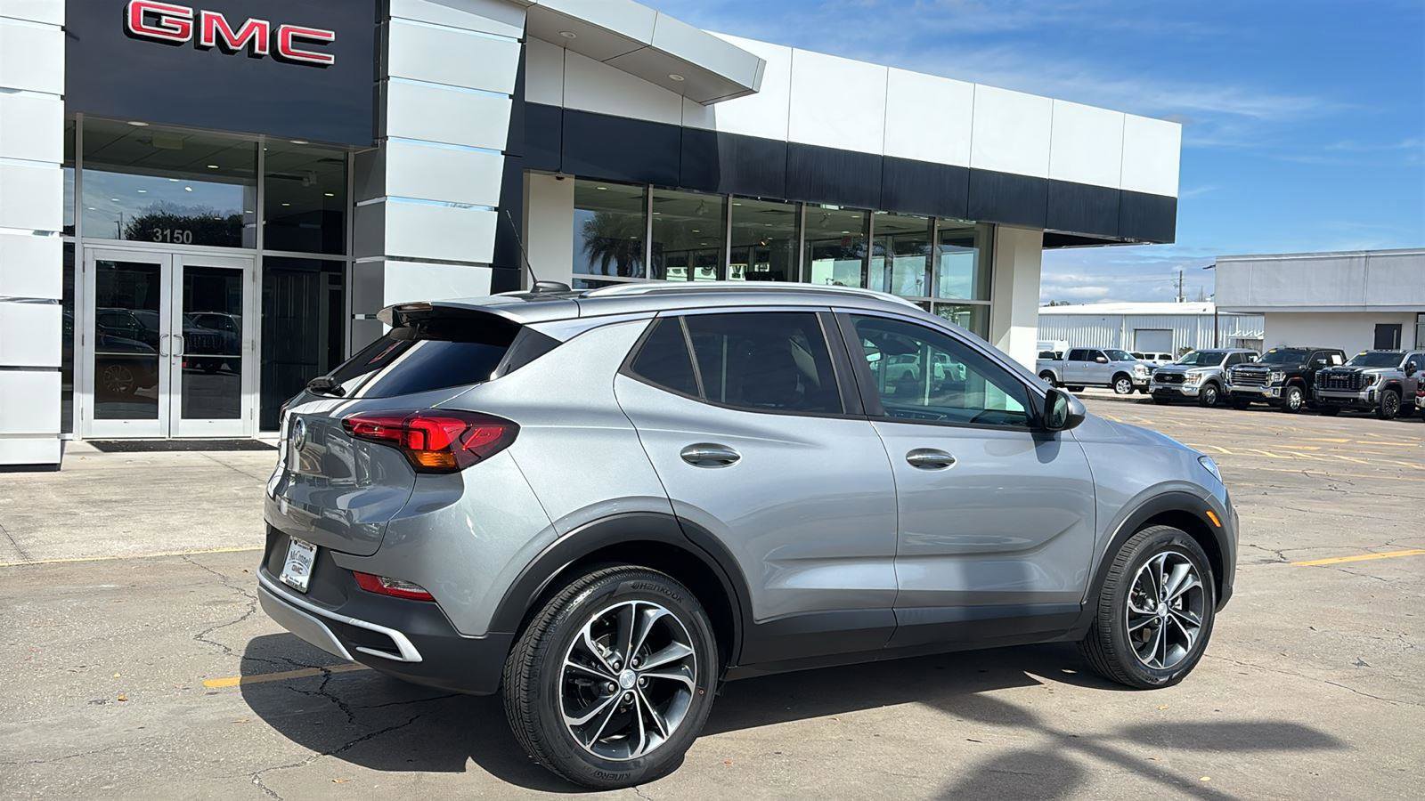 Certified 2023 Buick Encore GX Select FWD image 7