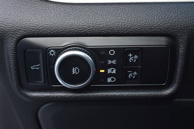 Used 2023 Ford Explorer XLT w/ Equipment Group 202A image 16
