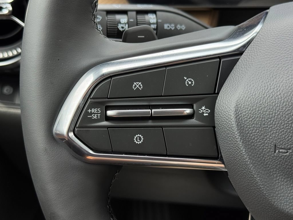 New 2027 Chevrolet Equinox ACTIV w/ Convenience Package III FWD image 30