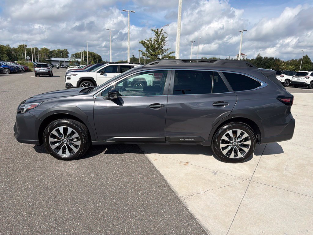 Certified 2024 Subaru Outback Onyx Edition AWD/4WD image 8
