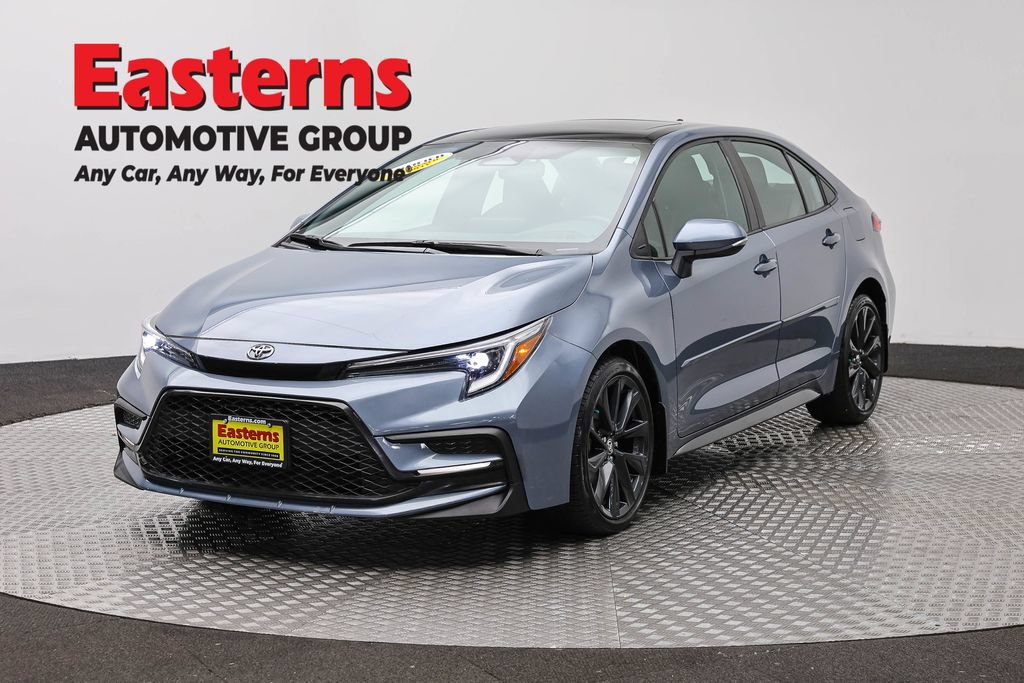 Used 2024 Toyota Corolla SE w/ SE Premium Package FWD image 1