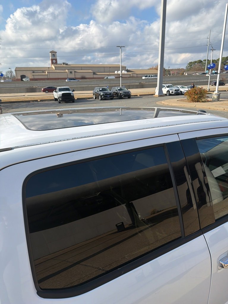 Used 2015 Ford F150 XLT w/ Equipment Group 302A Luxury image 5