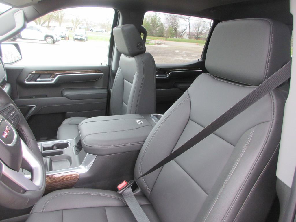 New 2026 GMC Sierra 1500 Elevation w/ Elevation Premium Package image 13