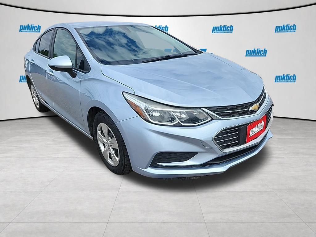Used 2018 Chevrolet Cruze LS FWD image 7