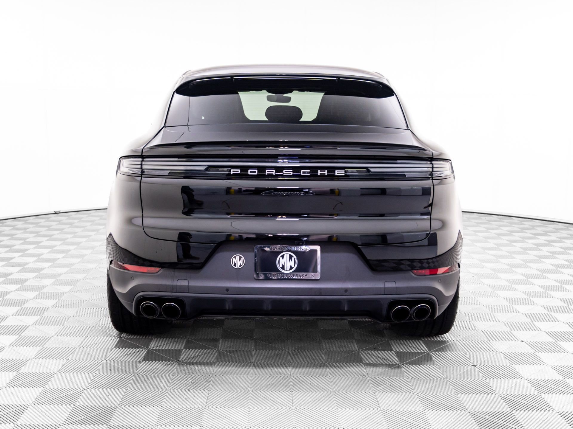 Certified 2024 Porsche Cayenne S image 10