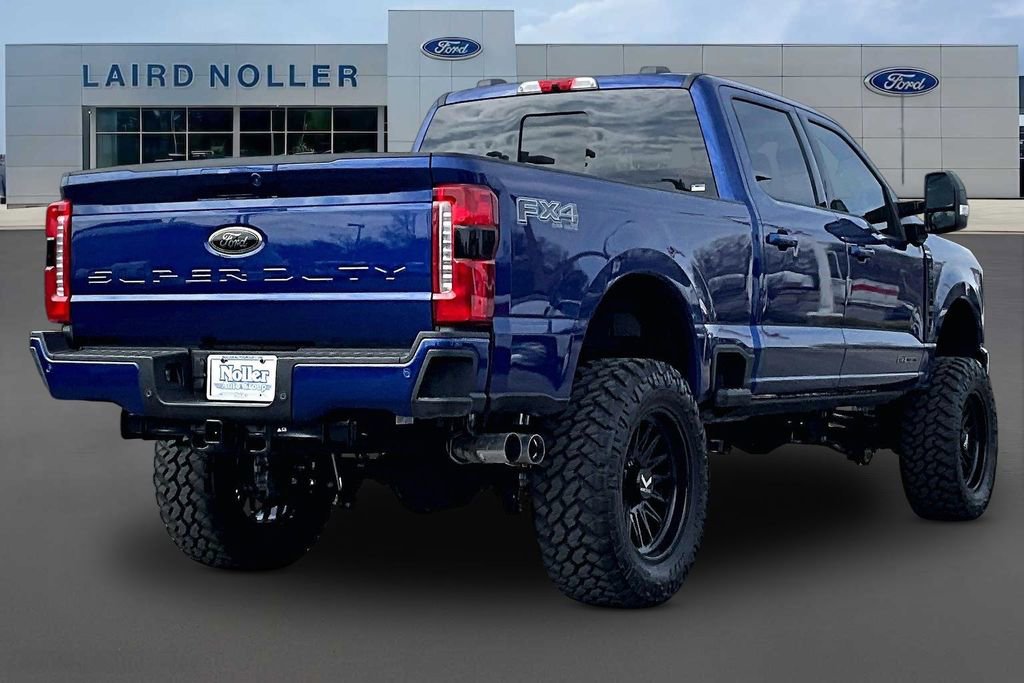 New 2026 Ford F250 Lariat w/ Black Appearance Package image 5