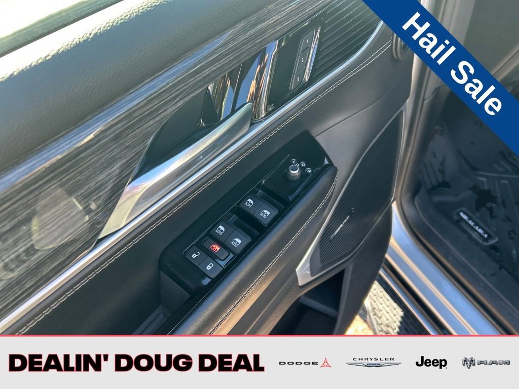 Used 2022 Jeep Wagoneer Series II w/ Premium Group I image 12