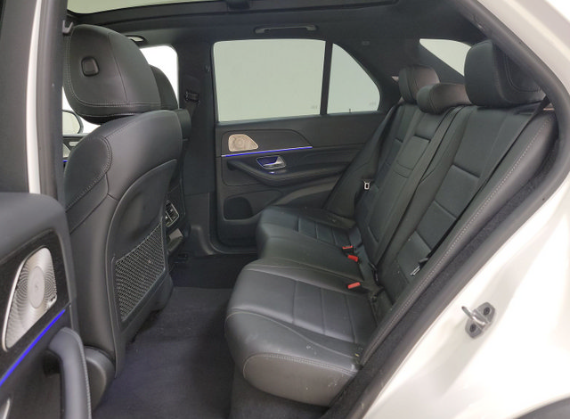 Used 2023 Mercedes-Benz GLE 350 4MATIC w/ Premium Package image 7