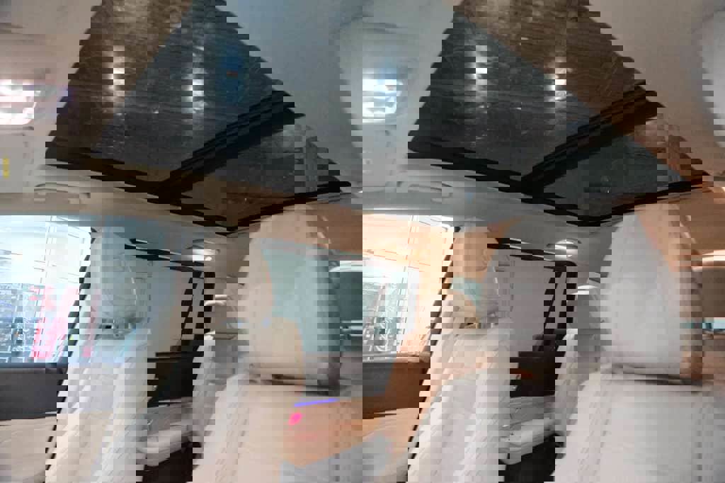 Used 2020 Mercedes-Benz GLS 450 4MATIC image 42