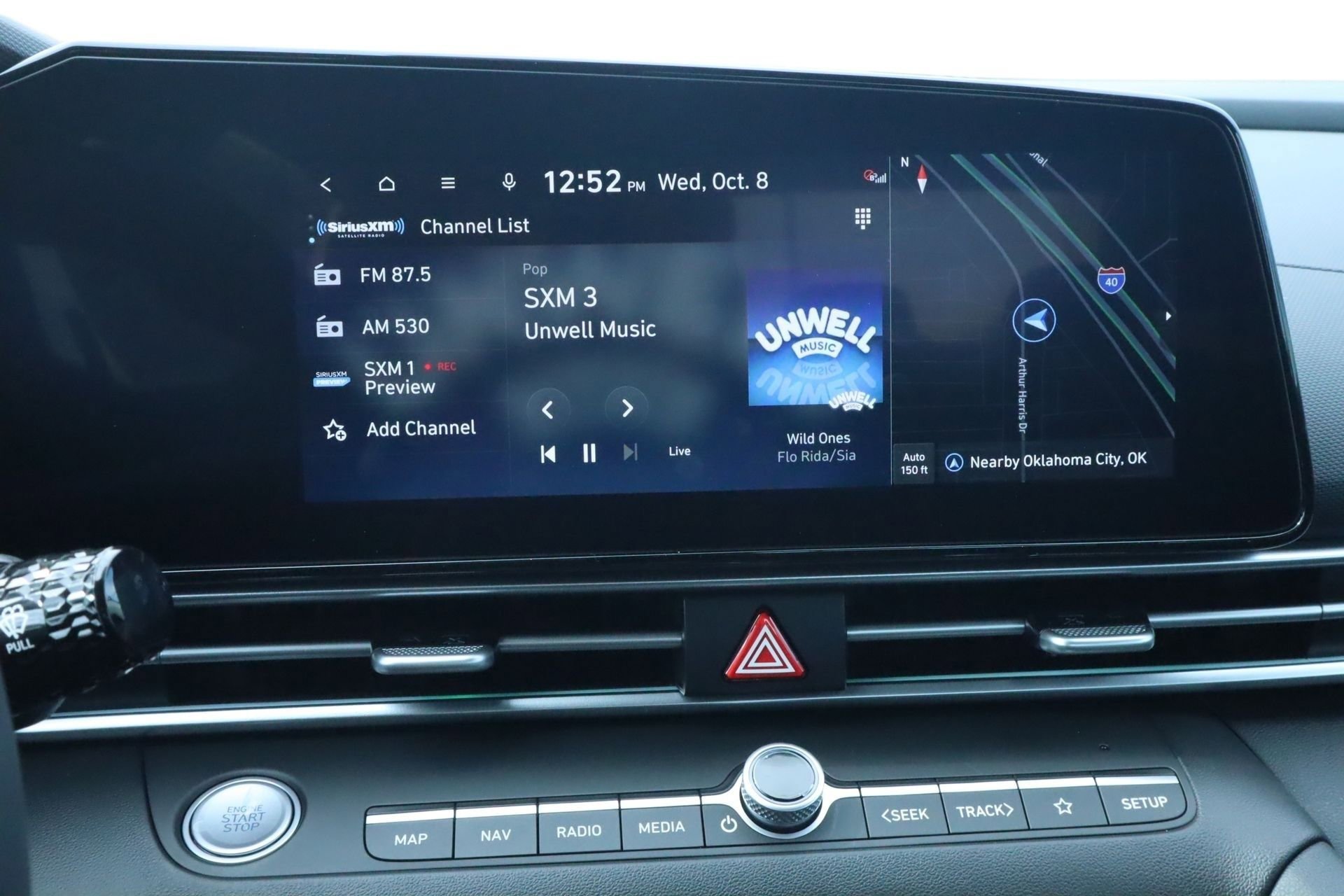 New 2025 Hyundai Elantra Limited image 12