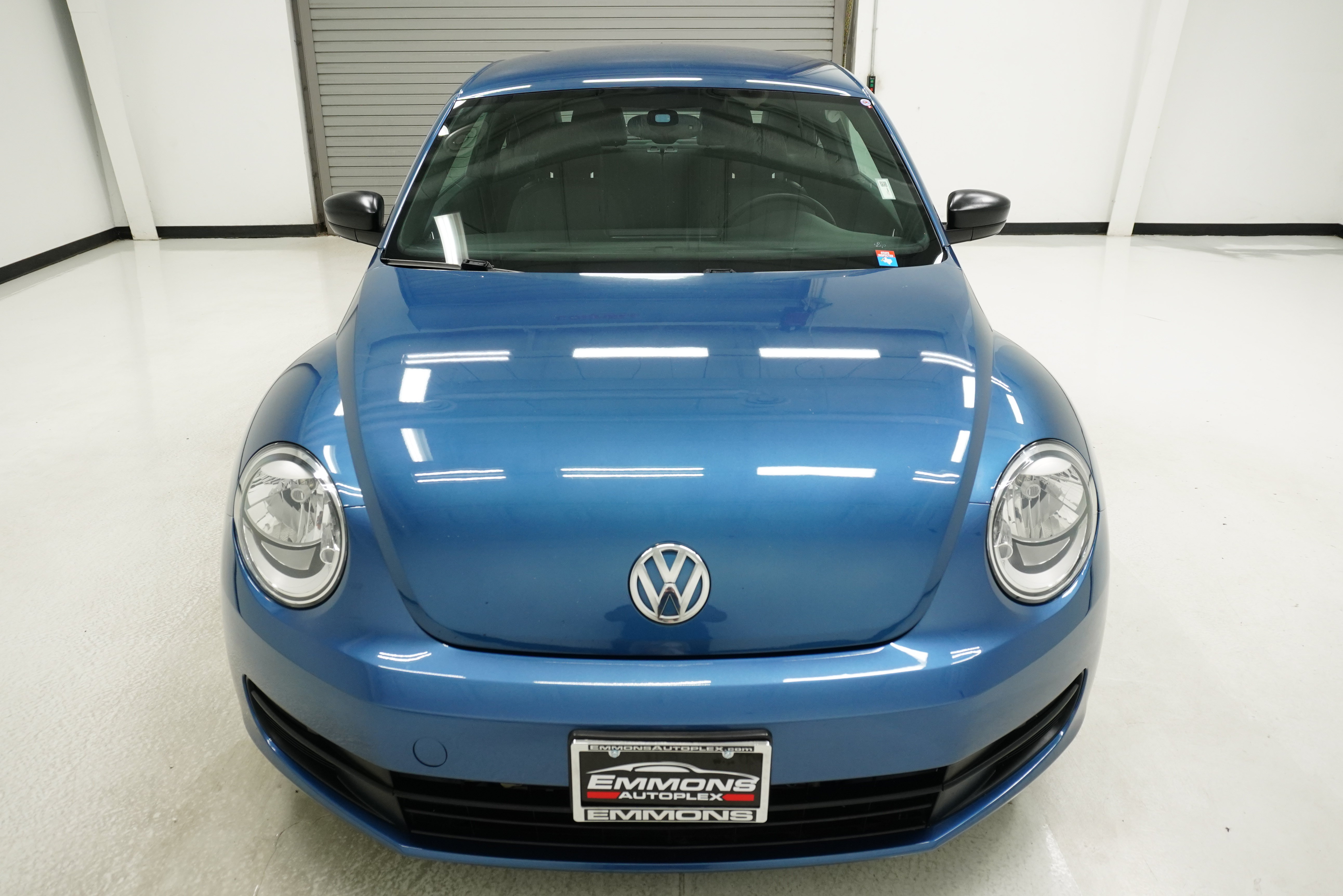Used 2016 Volkswagen Beetle 1.8T S FWD image 2