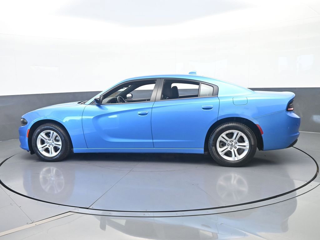 Used 2023 Dodge Charger SXT RWD image 3