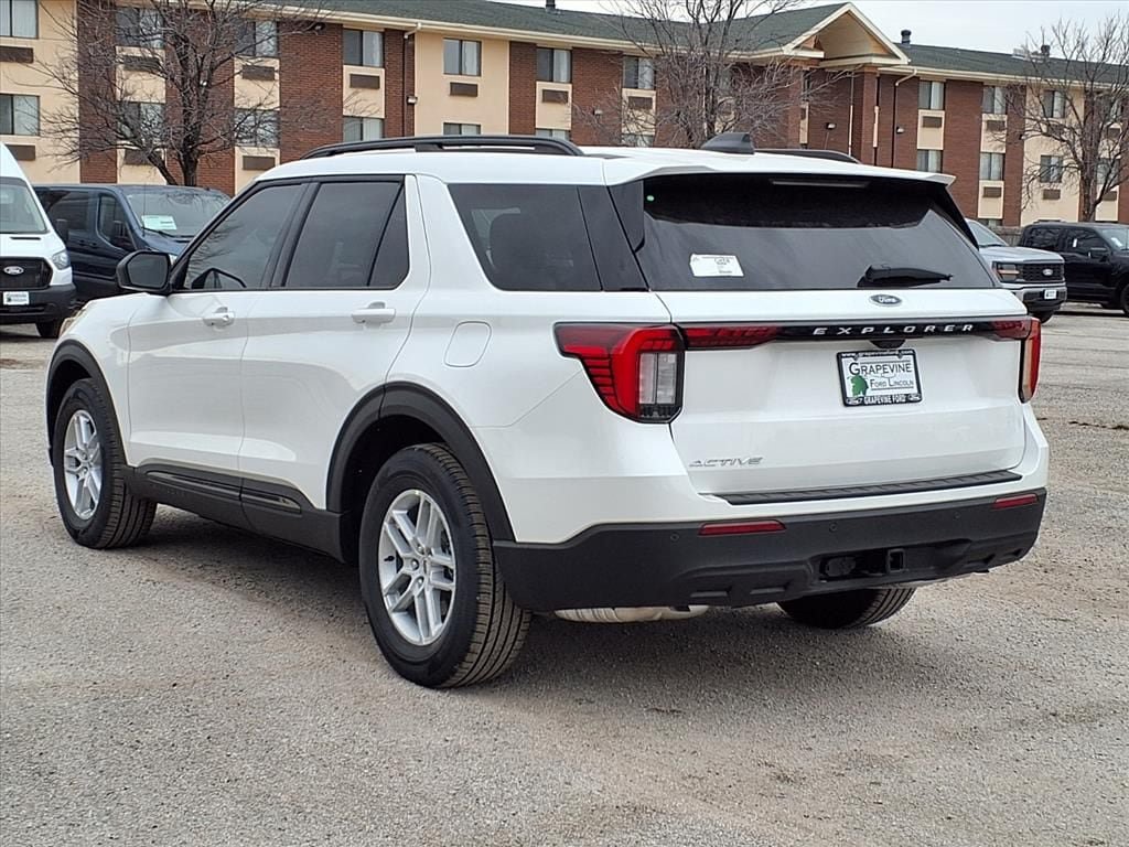 New 2026 Ford Explorer Active RWD image 6