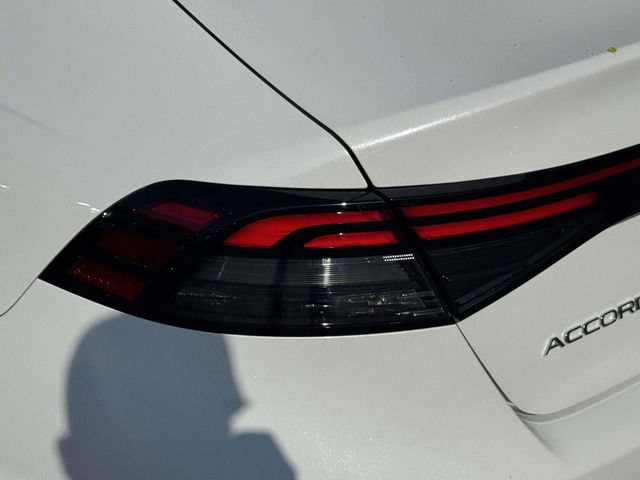 Used 2025 Honda Accord EX-L image 9