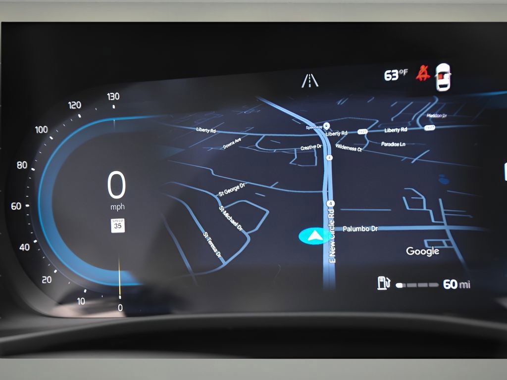 Certified 2025 Volvo XC40 B5 Ultra w/ Protection Package Premier image 15