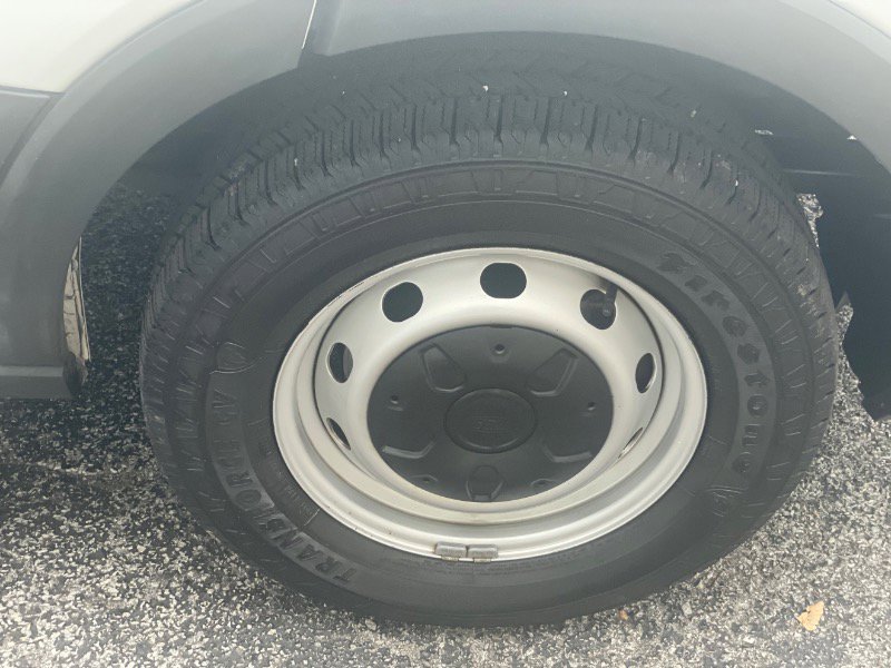 Used 2022 Ford Transit 250 Medium Roof image 8