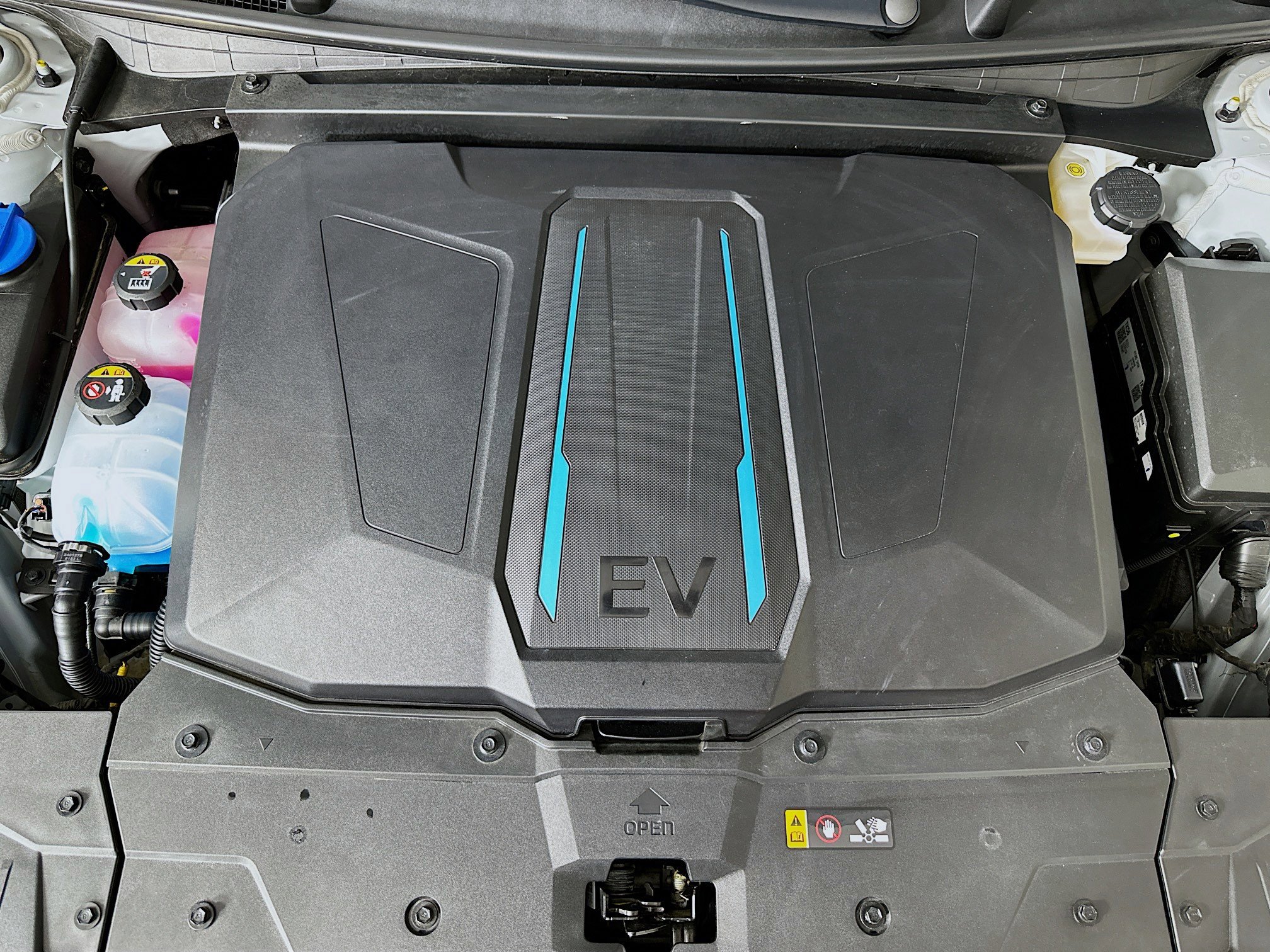 Used 2024 Hyundai Ioniq 5 SE RWD image 32