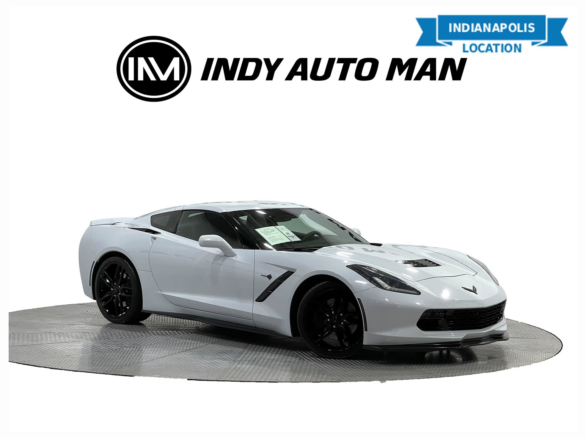 Used 2019 Chevrolet Corvette Stingray Coupe RWD image 1