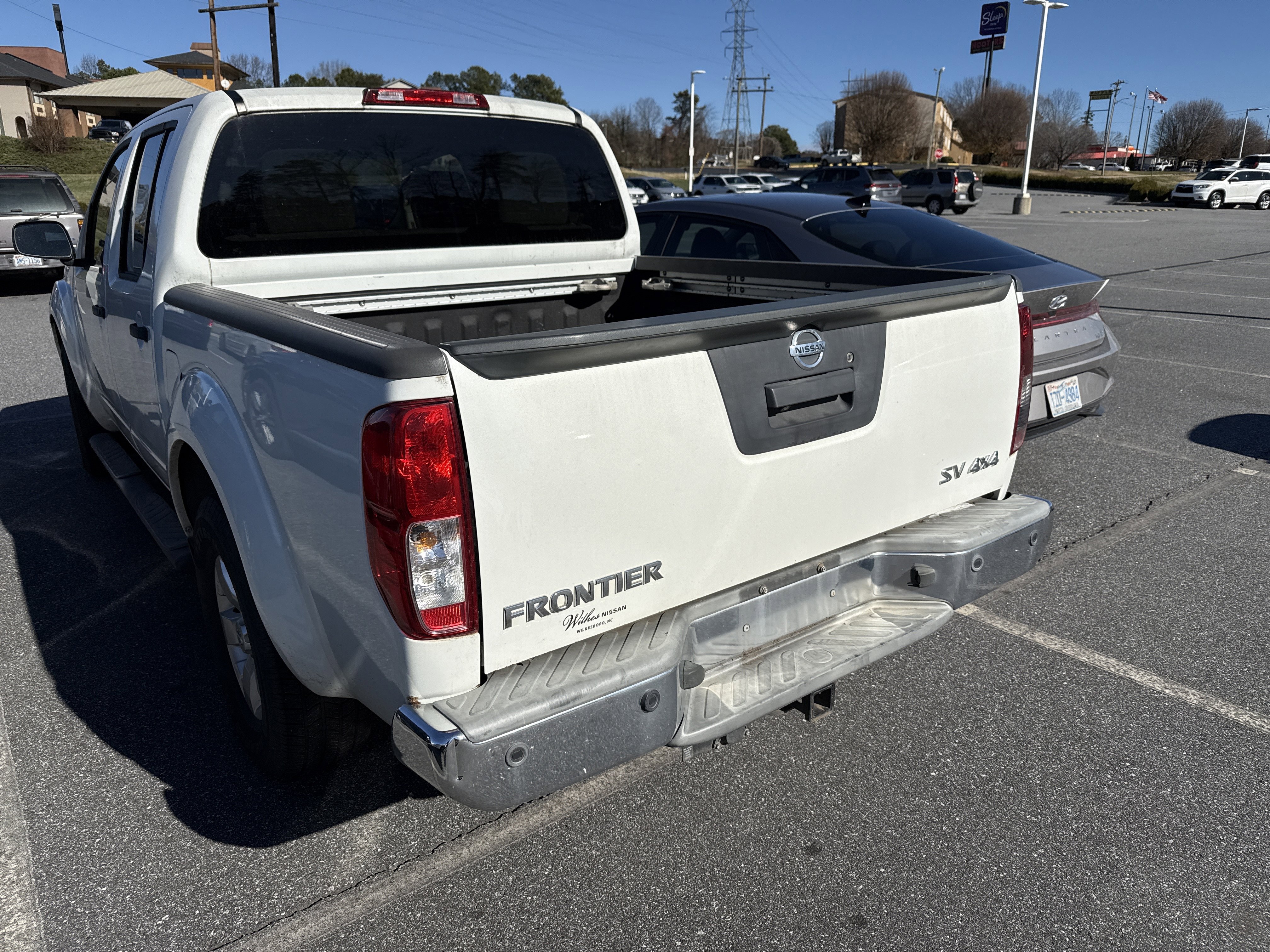 Used 2013 Nissan Frontier SV w/ SV Value Truck Pkg image 8