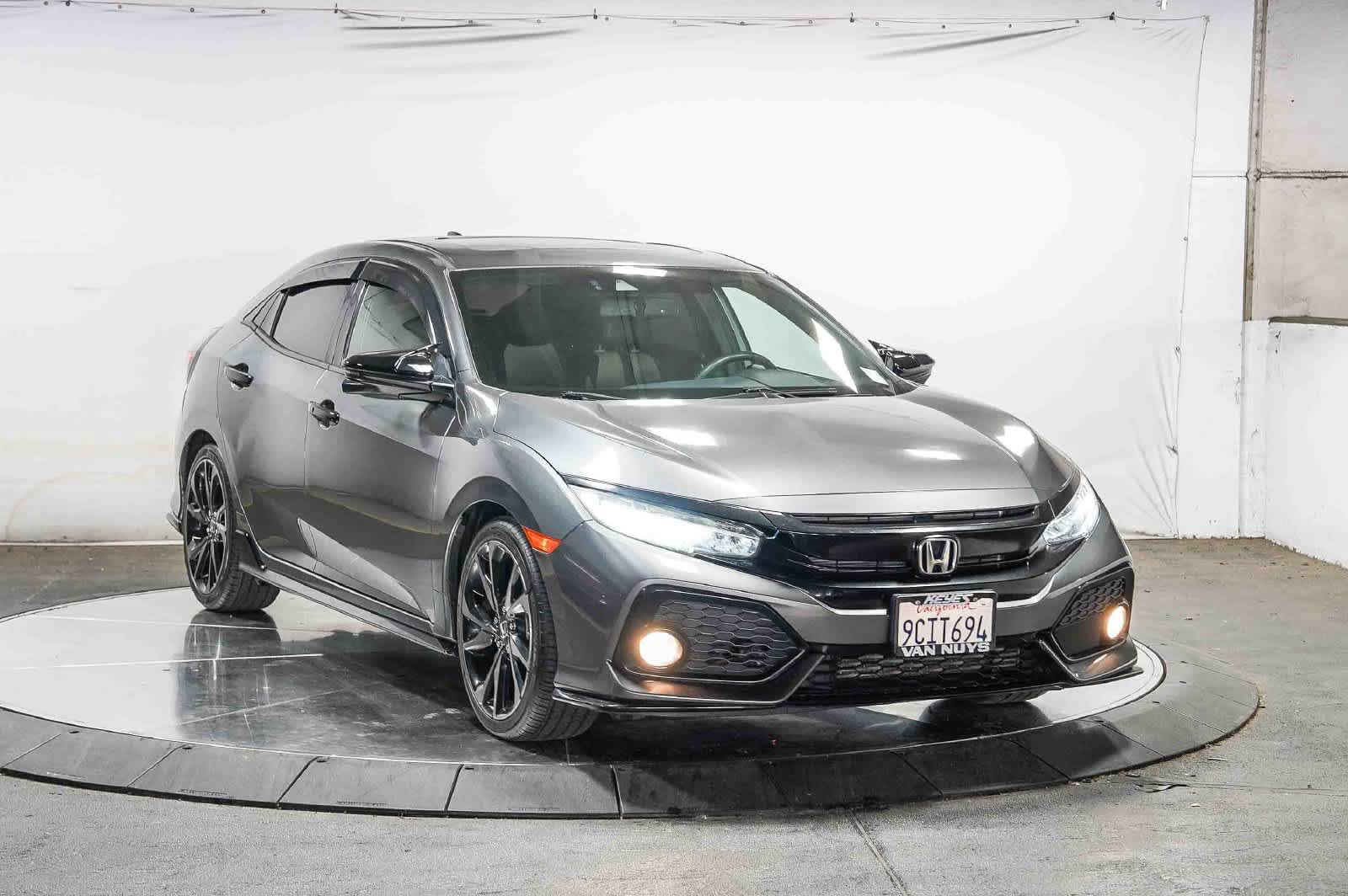 Used 2018 Honda Civic Sport Touring image 5