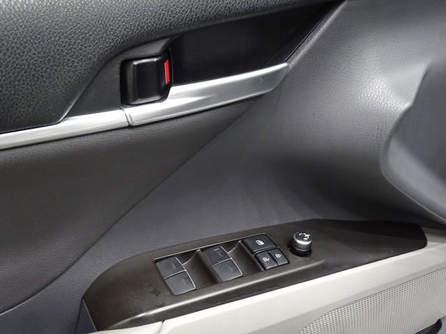 Used 2021 Toyota Camry XSE w/ Navigation Package image 18