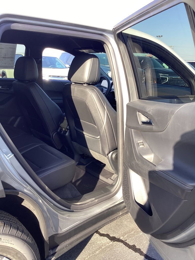 New 2026 Chevrolet Equinox LT w/ Convenience Package II image 31