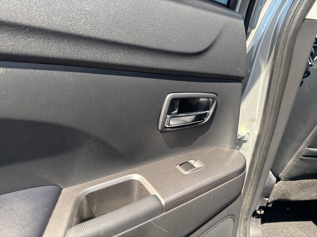 Used 2024 Mitsubishi Outlander Sport ES image 30