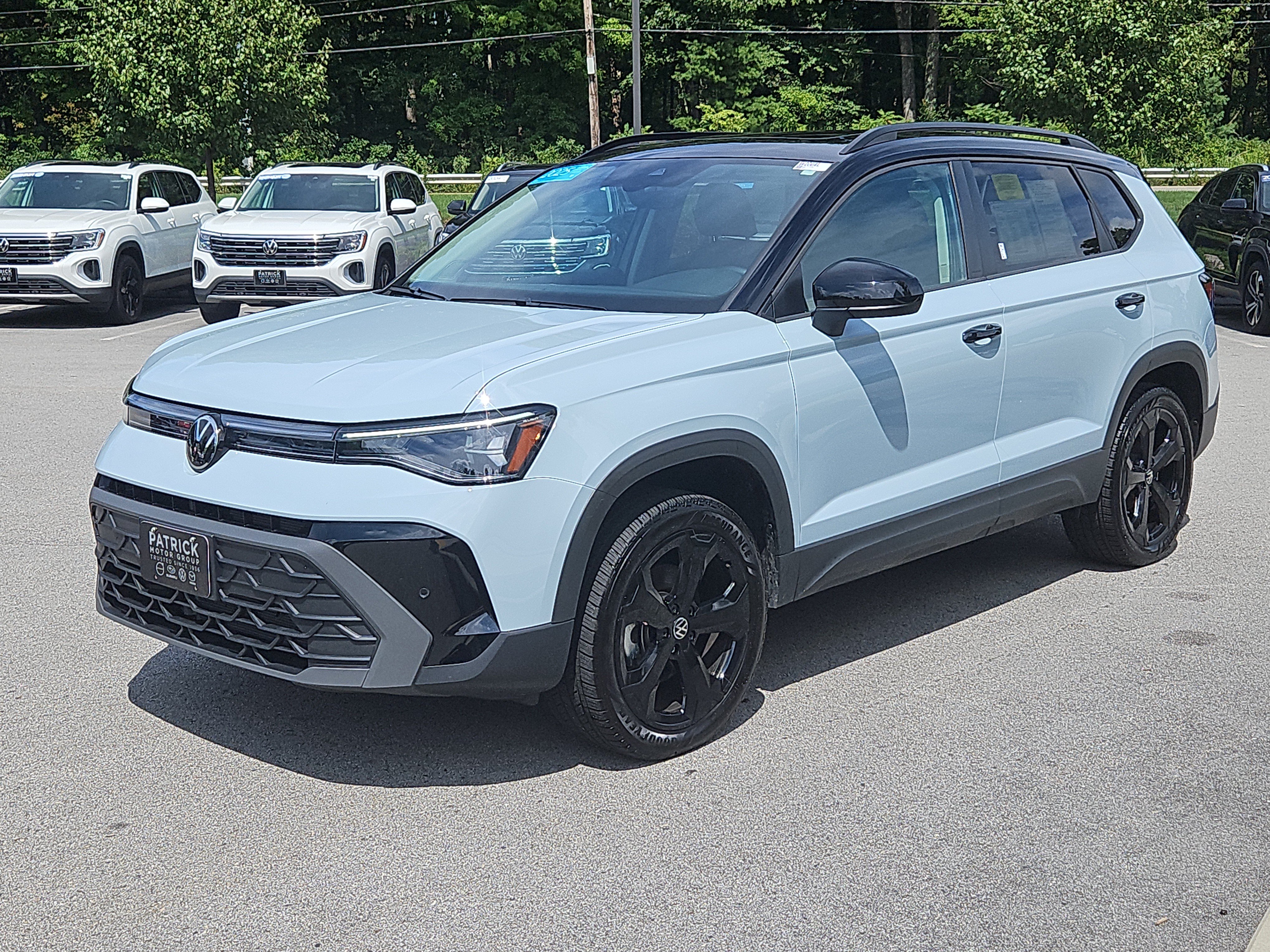 Certified 2025 Volkswagen Taos SE AWD/4WD image 24