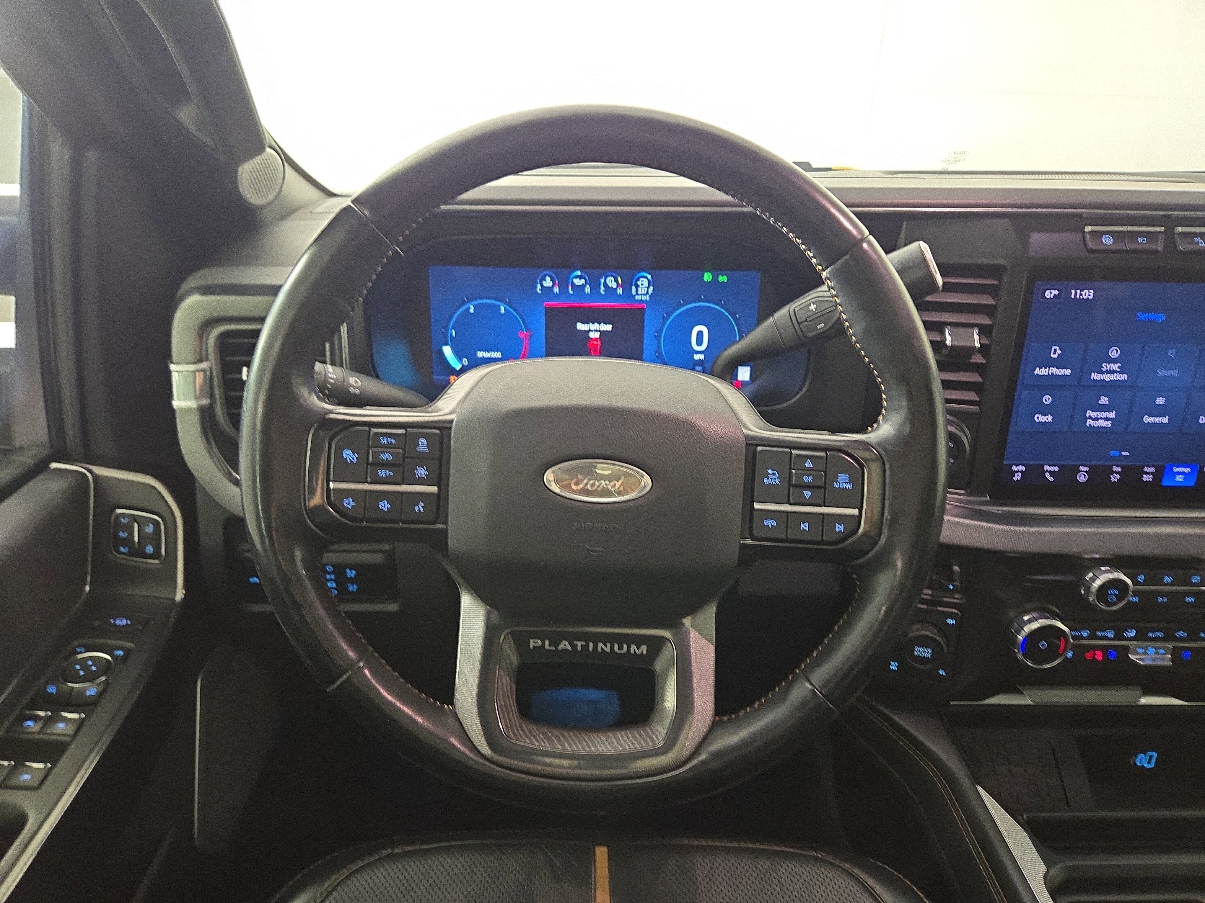 Used 2024 Ford F250 Platinum image 15