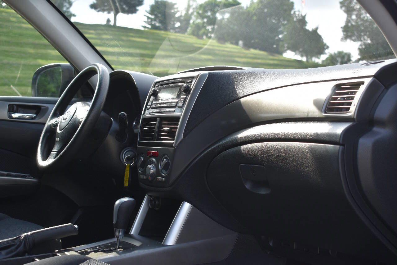 Used 2012 Subaru Forester 2.5X Premium w/ Popular Pkg 3 image 18
