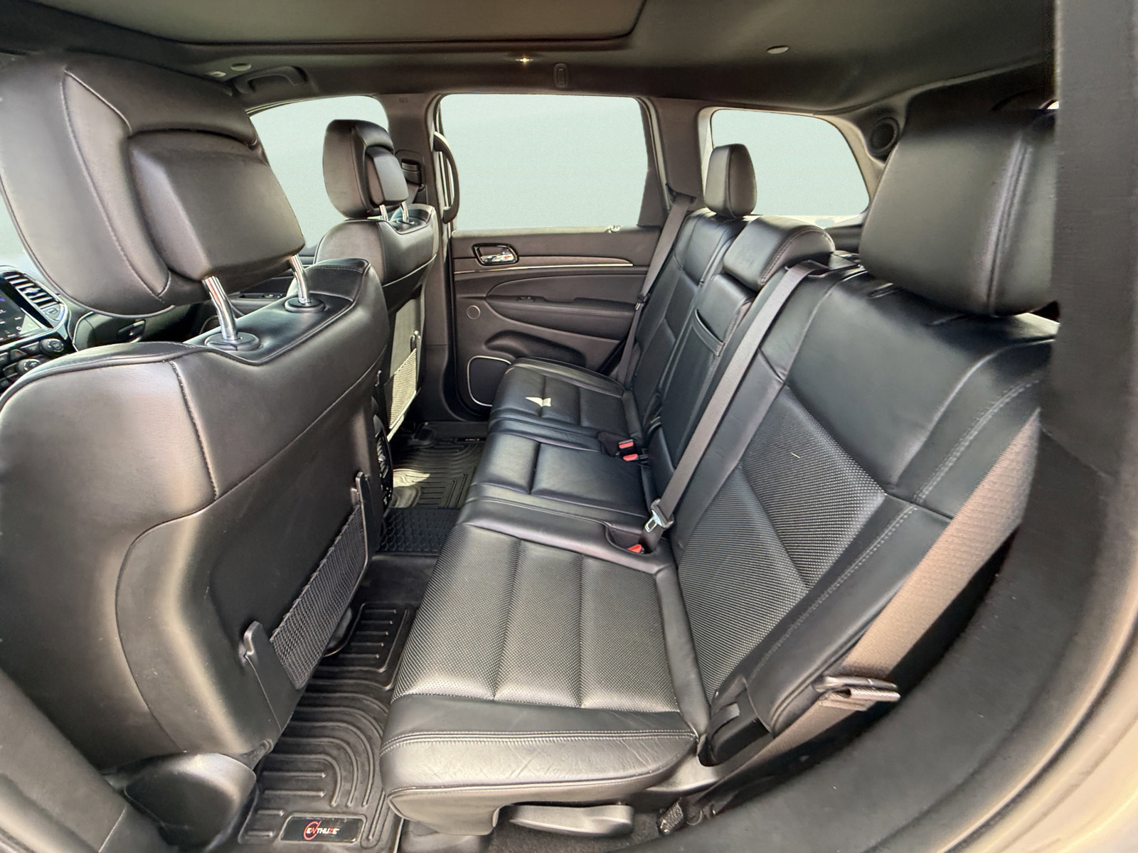 Used 2020 Jeep Grand Cherokee High Altitude AWD/4WD image 11