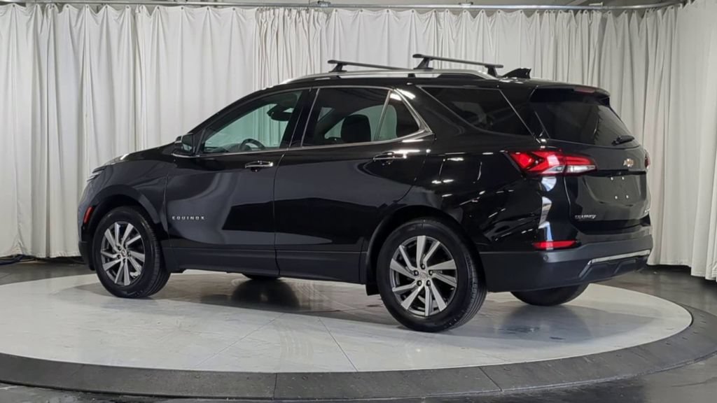 Used 2024 Chevrolet Equinox Premier AWD/4WD image 8