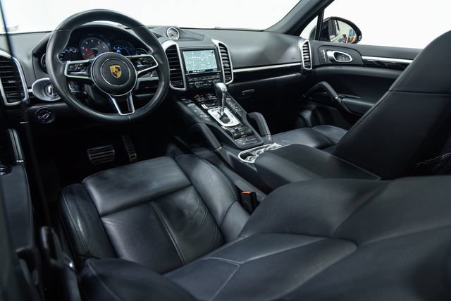 Used 2016 Porsche Cayenne S AWD/4WD image 20