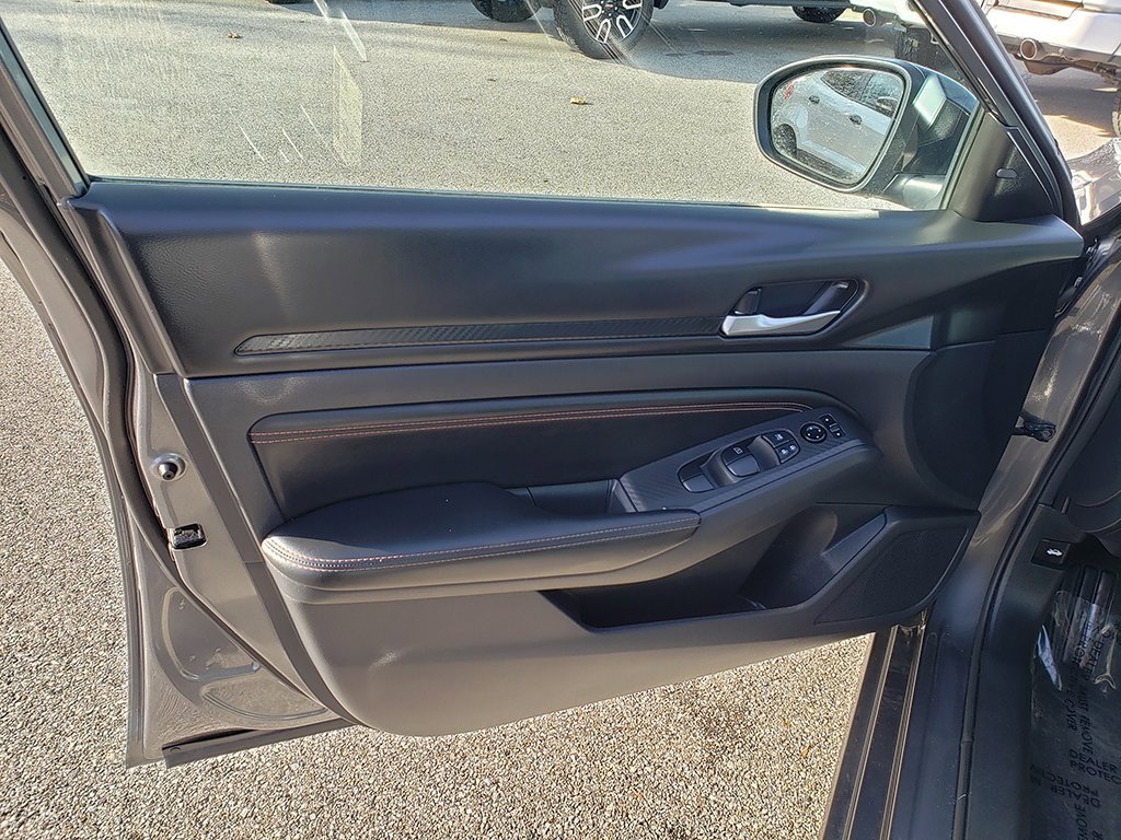 Used 2021 Nissan Altima 2.5 SR image 10